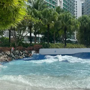 https://bahamas-suites-by-azure-urban-resort-residence.angeleshotels.net
